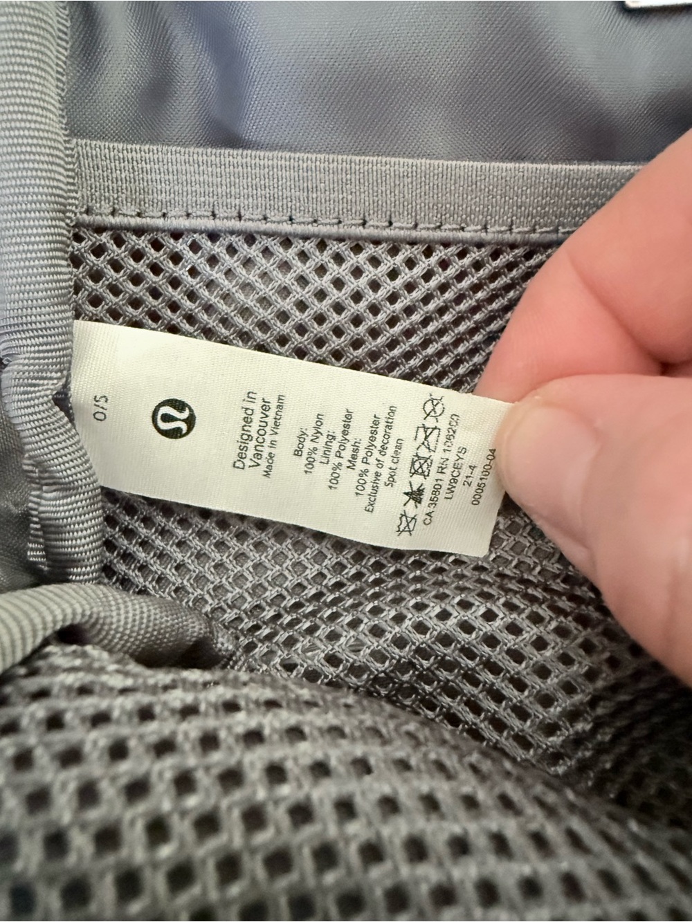 lululemon athletica Gray Crossbody Belt Bag - Picture 5 of 10